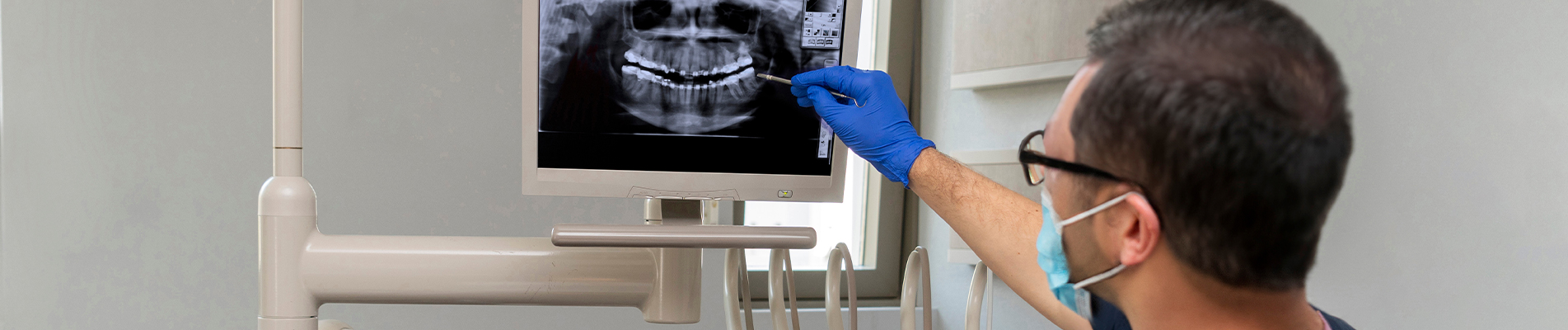 Emergency Dentist Open Weekends in London - General Info article